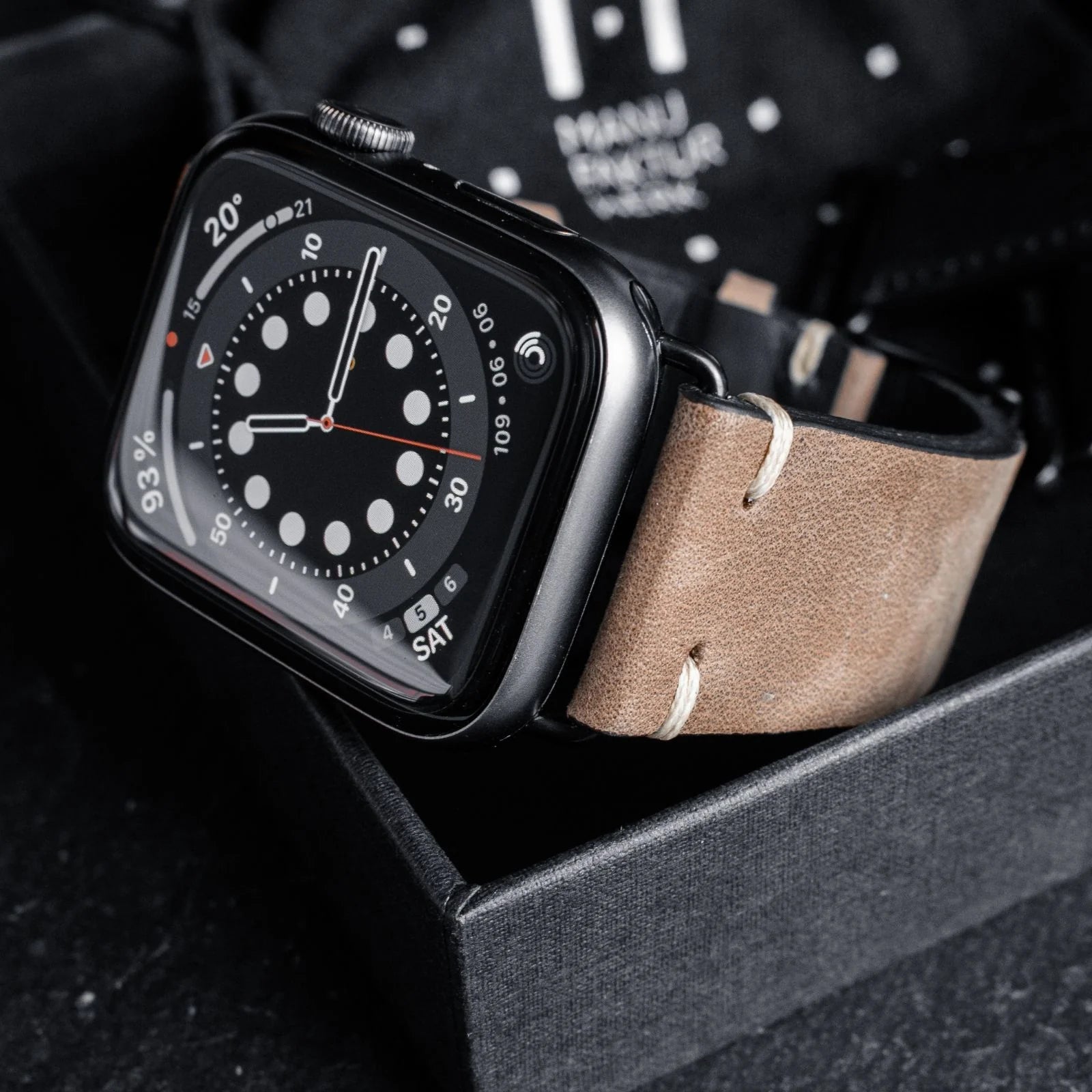 Hermes black leather apple 2025 watch band